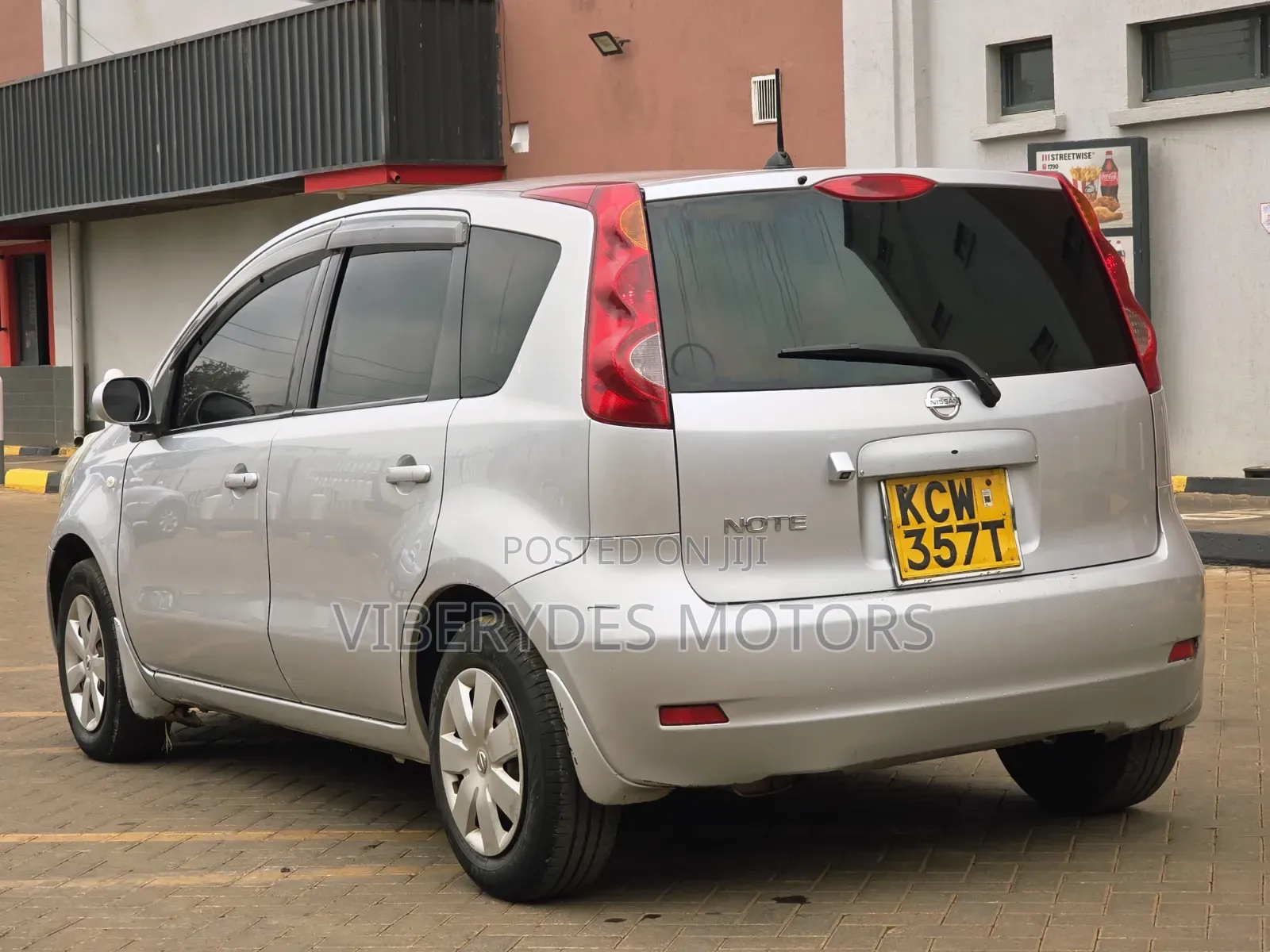 Nissan Note 2012 Silver