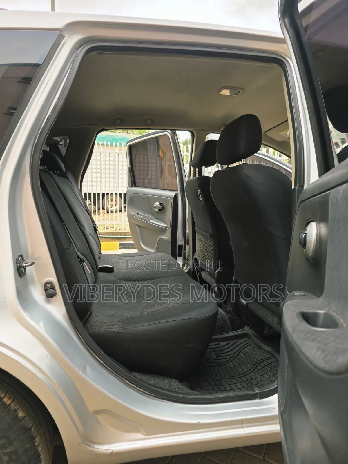 Nissan Note 2012 Silver