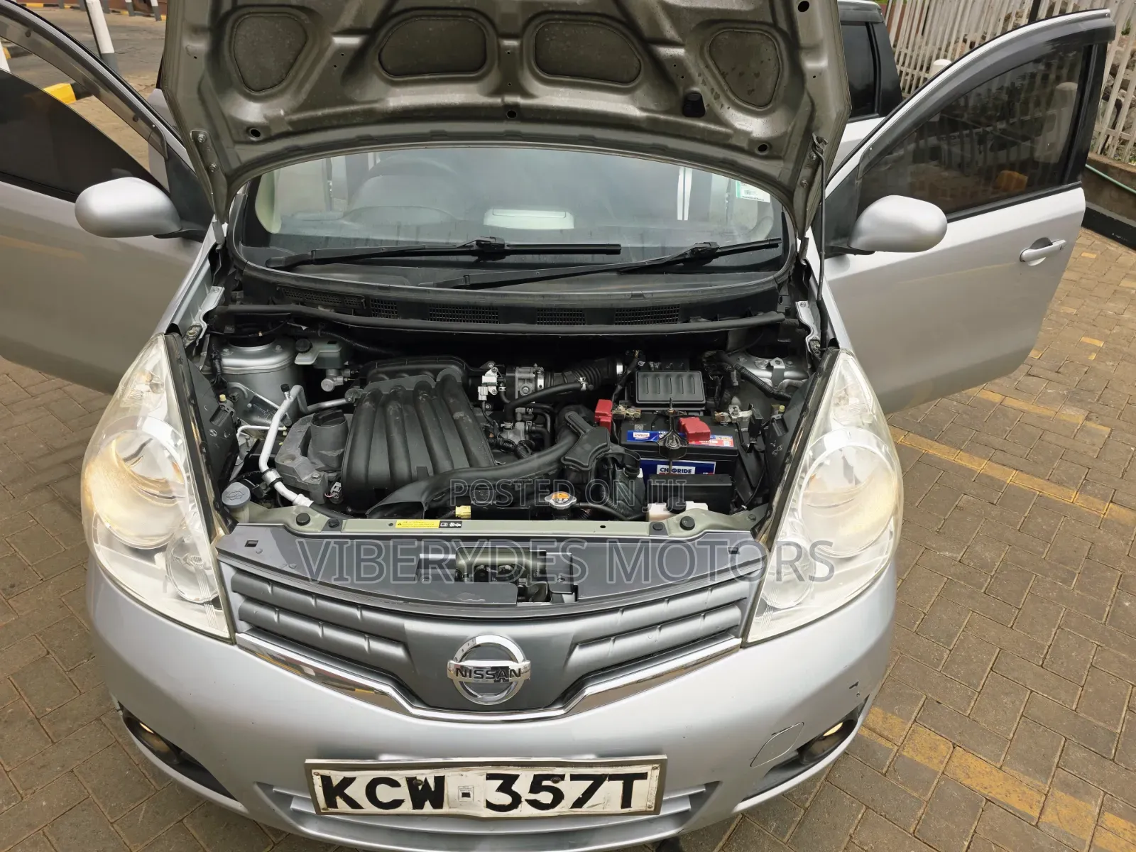 Nissan Note 2012 Silver
