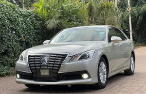 Toyota Crown 2013 Silver