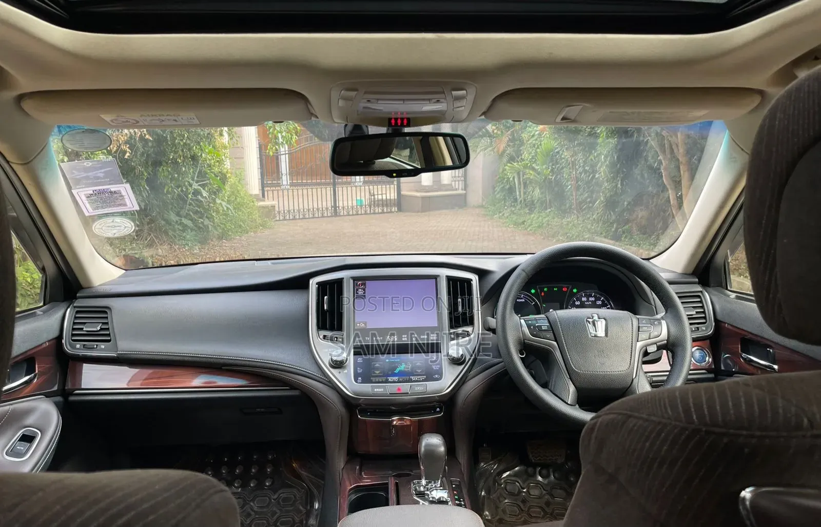 Toyota Crown 2013 Silver