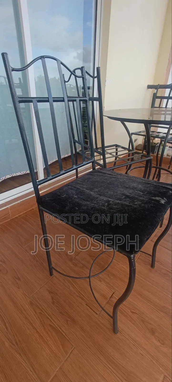 Dinning Table