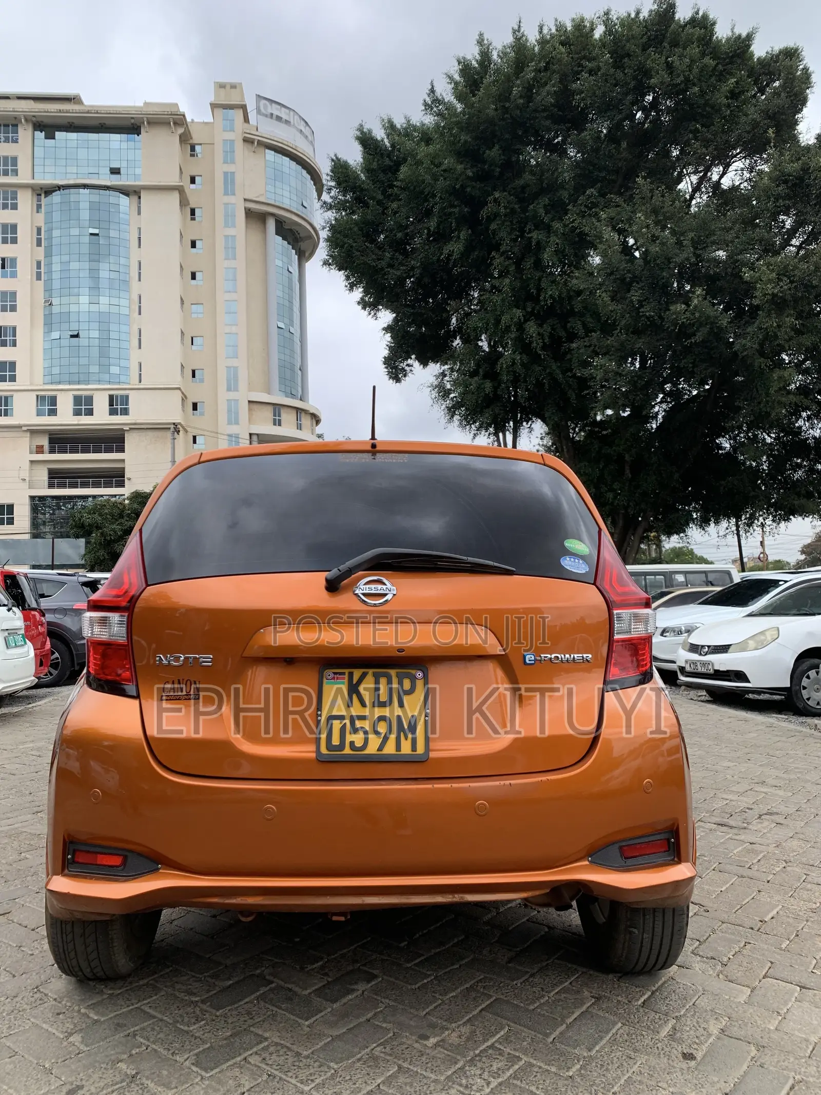 Nissan Note 2016 Orange