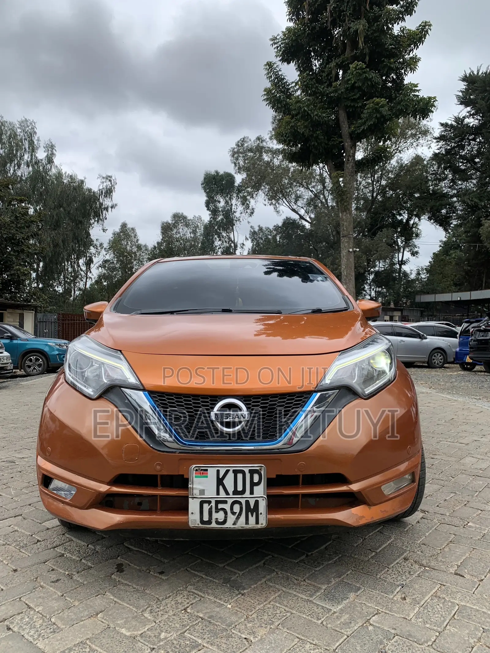 Nissan Note 2016 Orange