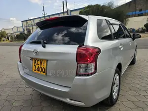 Toyota Corolla Fielder 2013 Silver