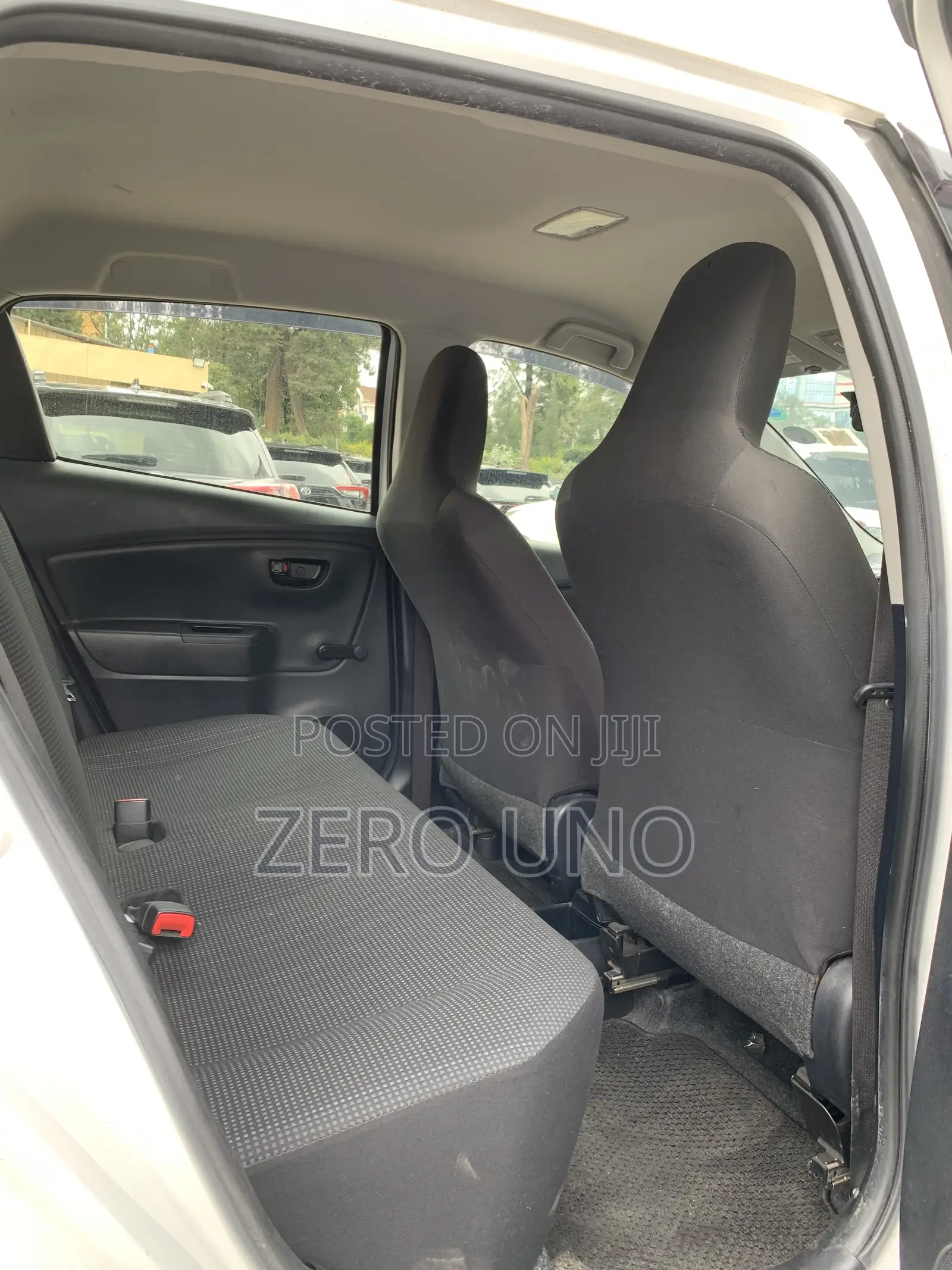 Toyota Vitz 2018 White