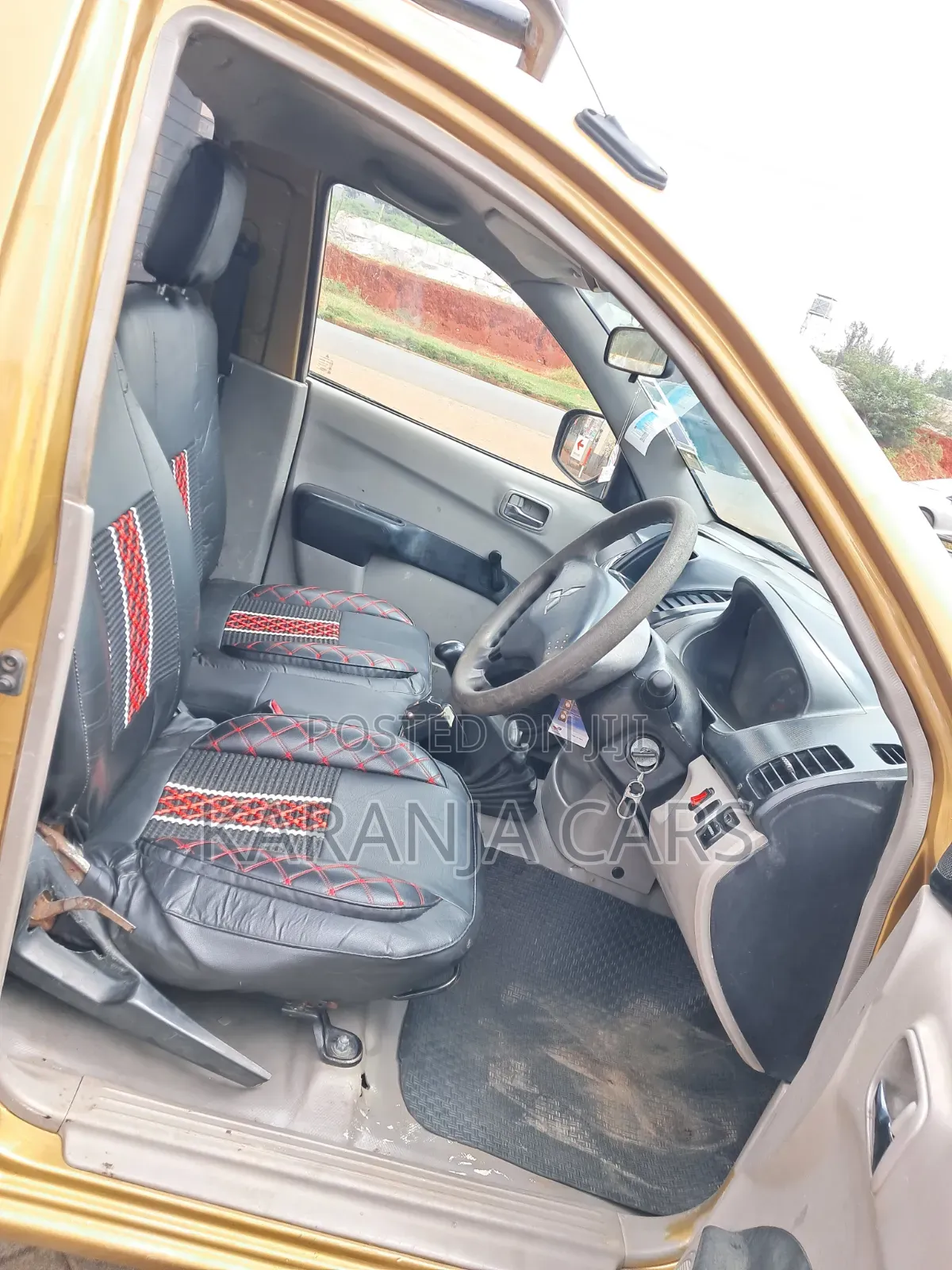 Mitsubishi L200 2012