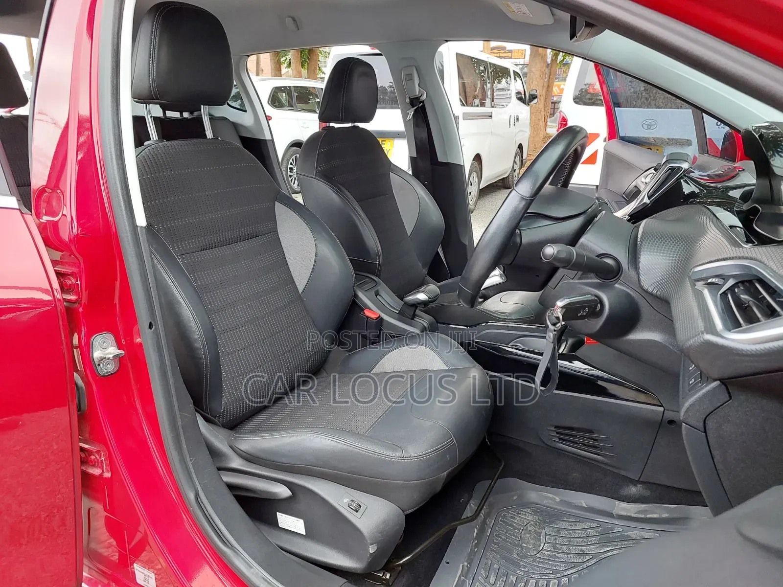 Peugeot 2008 2018 Red