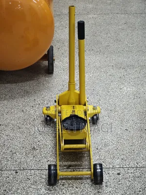 Uyustools 3-Ton Hydraulic Floor Jack (Model: Gam03u)