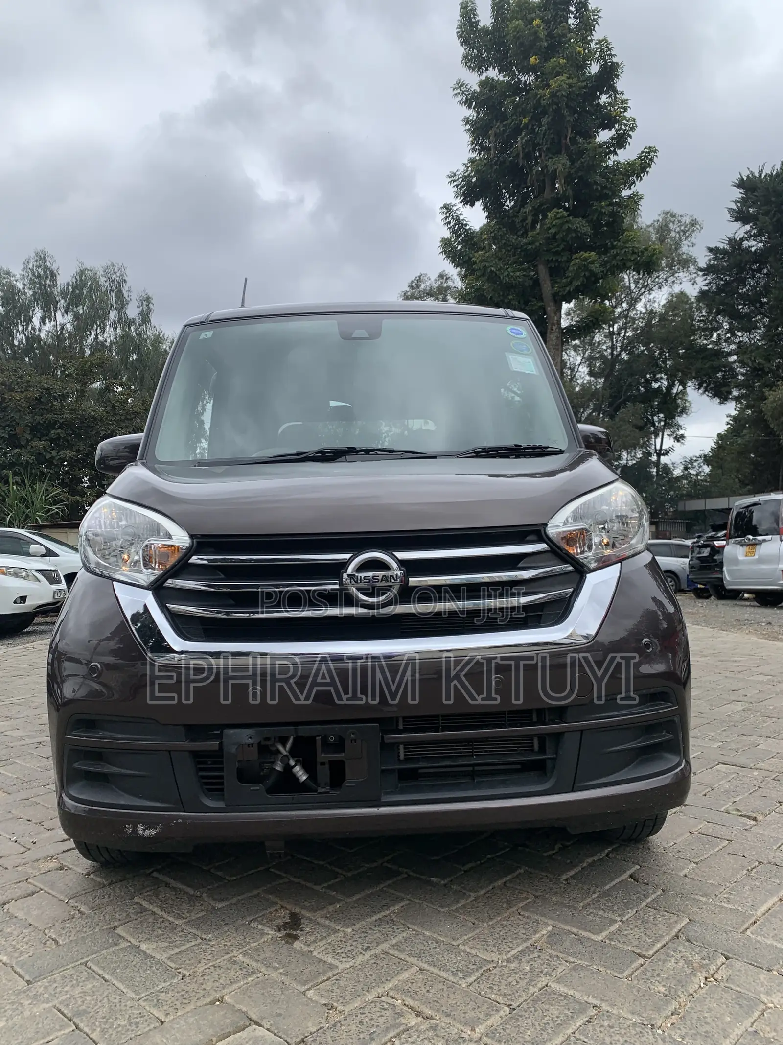 Nissan Dayz Roox 2019 Maroon