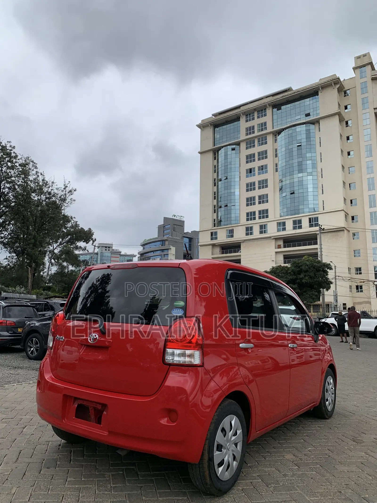Toyota Porte 2019 Red