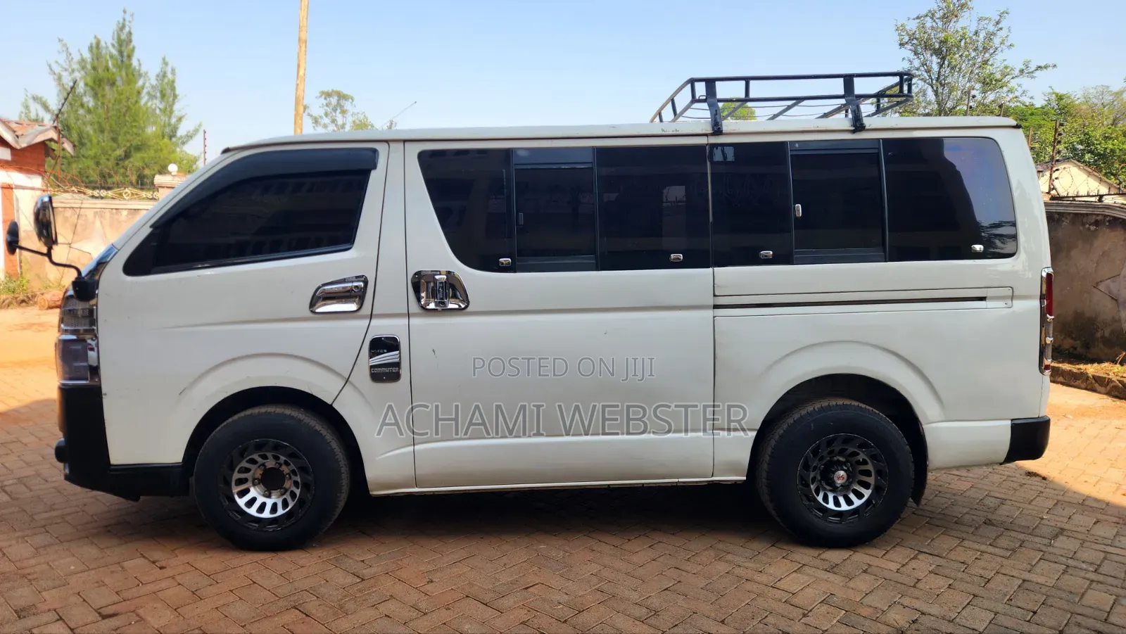 Toyota HiAce 2015 White