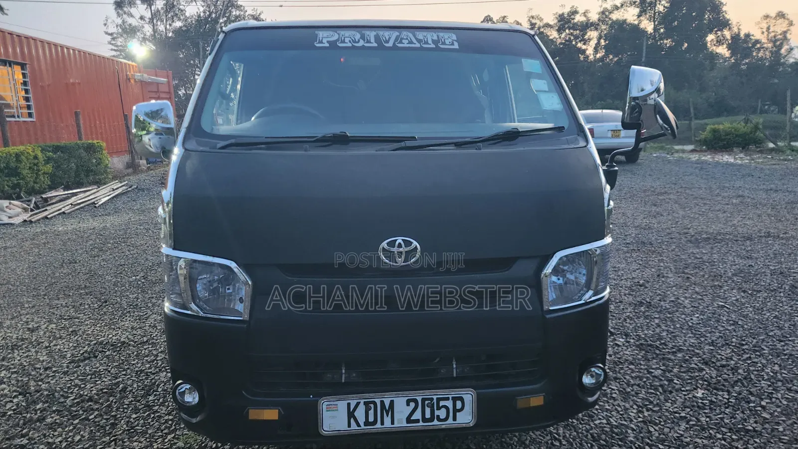 Toyota HiAce 2015 White