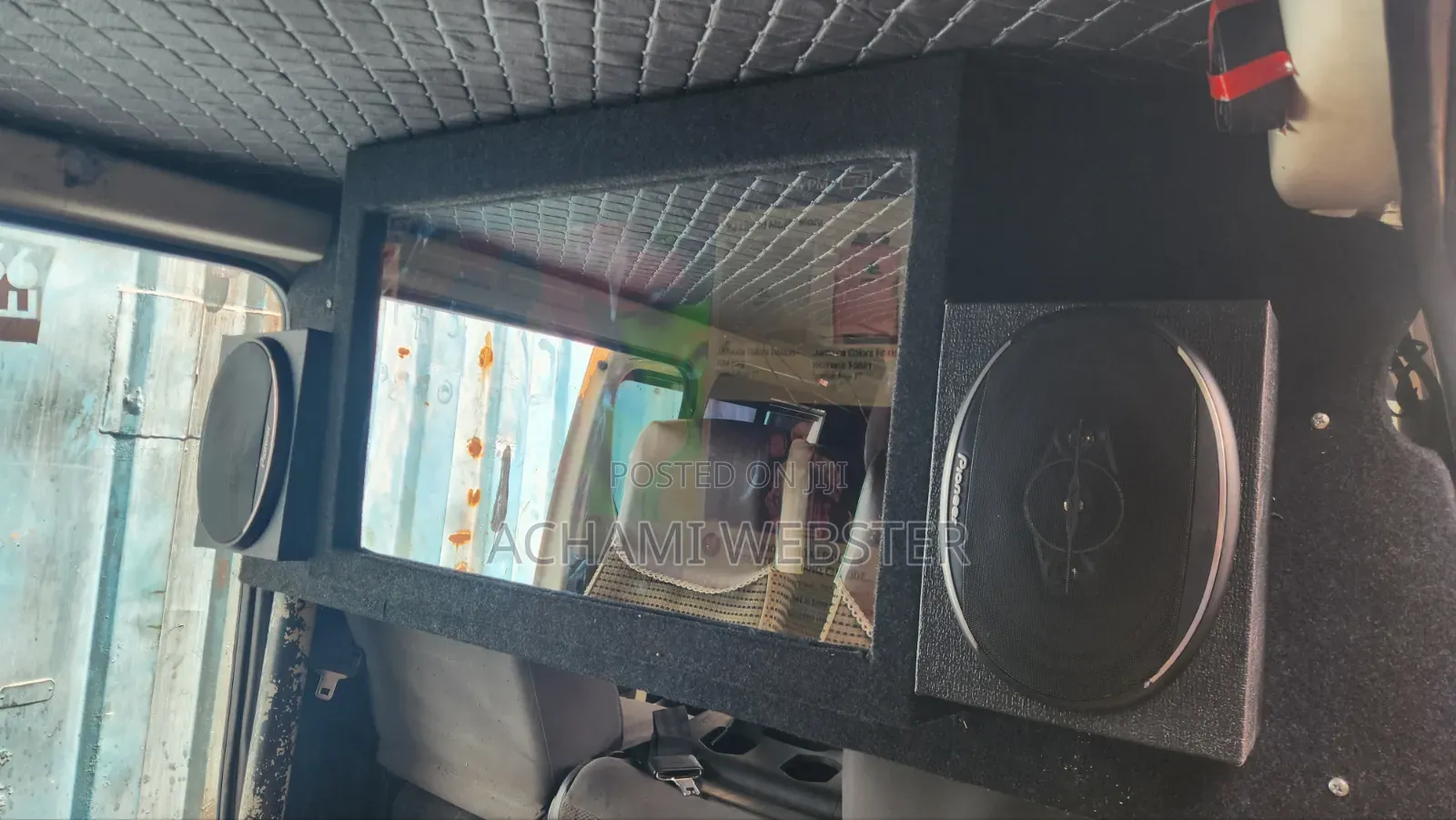 Toyota HiAce 2015 White