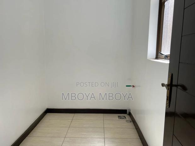 3bdrm Apartment in Parklands for sale - thumbnail 15