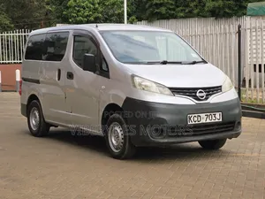 Nissan NV200 2009