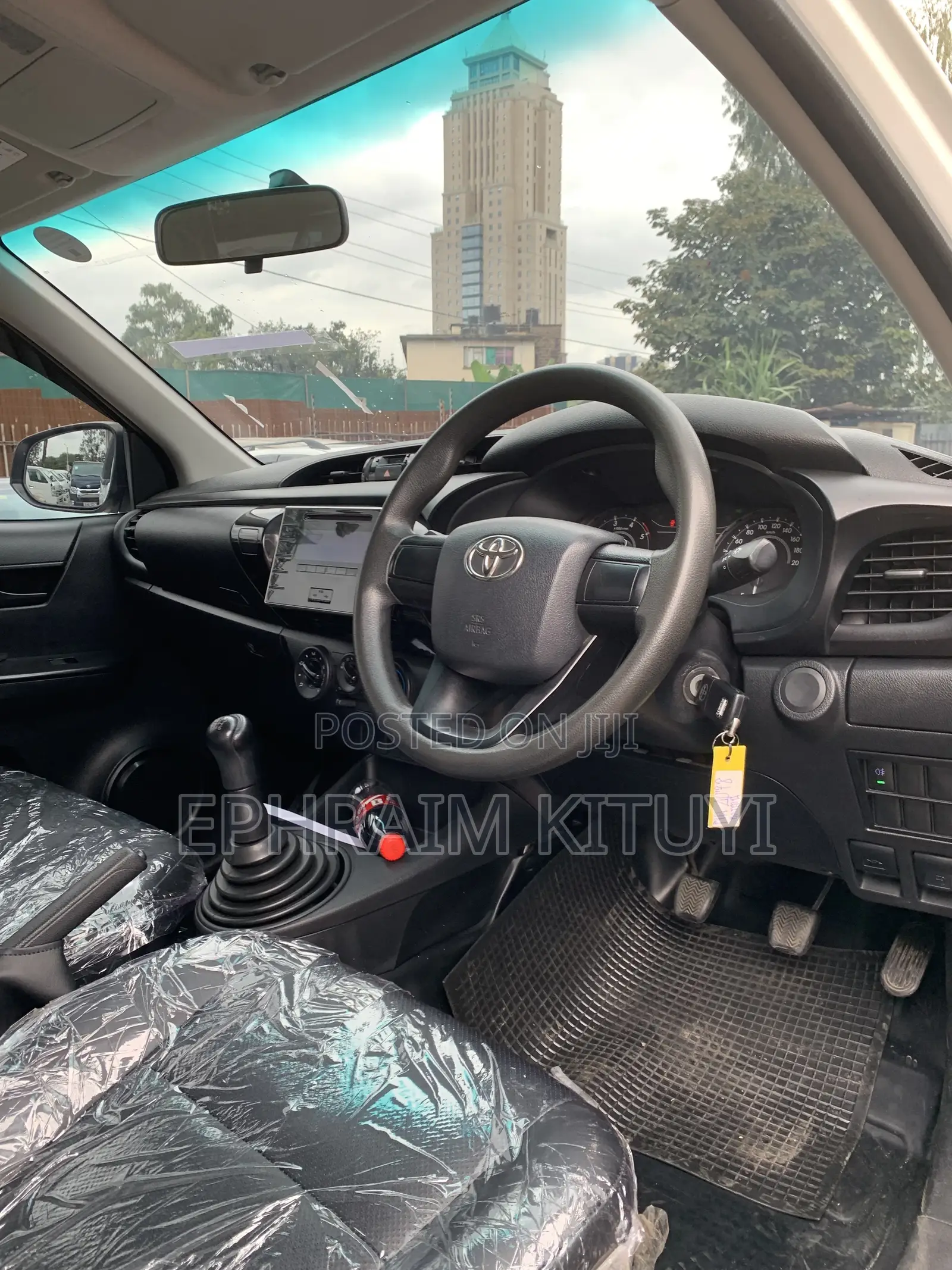 Toyota Hilux 2019 White