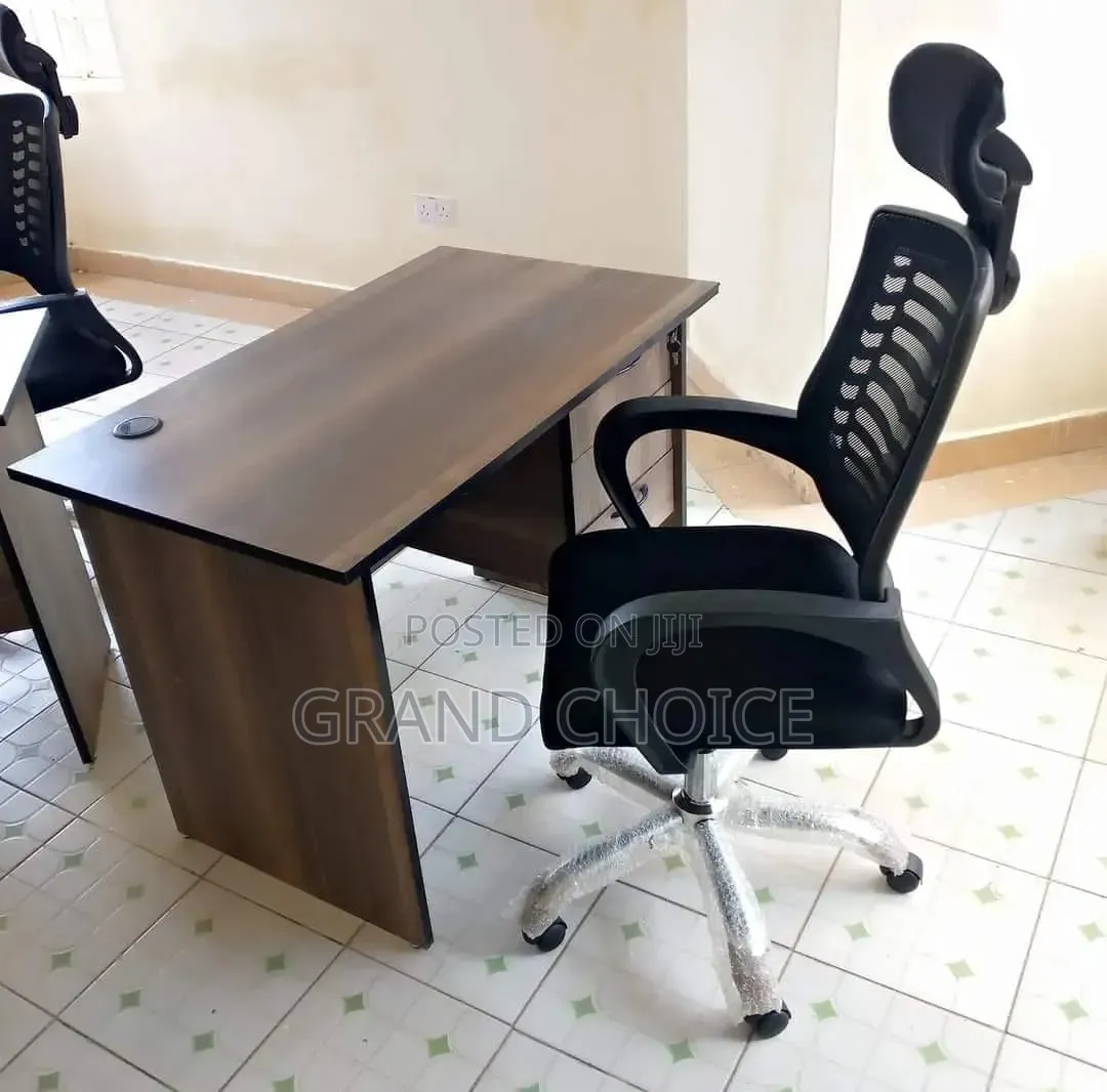1.2m Office Desk With Adjustable Headrest Chair