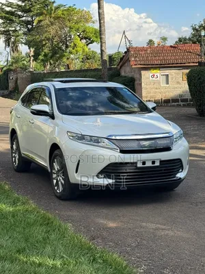 Toyota Harrier 2019 White