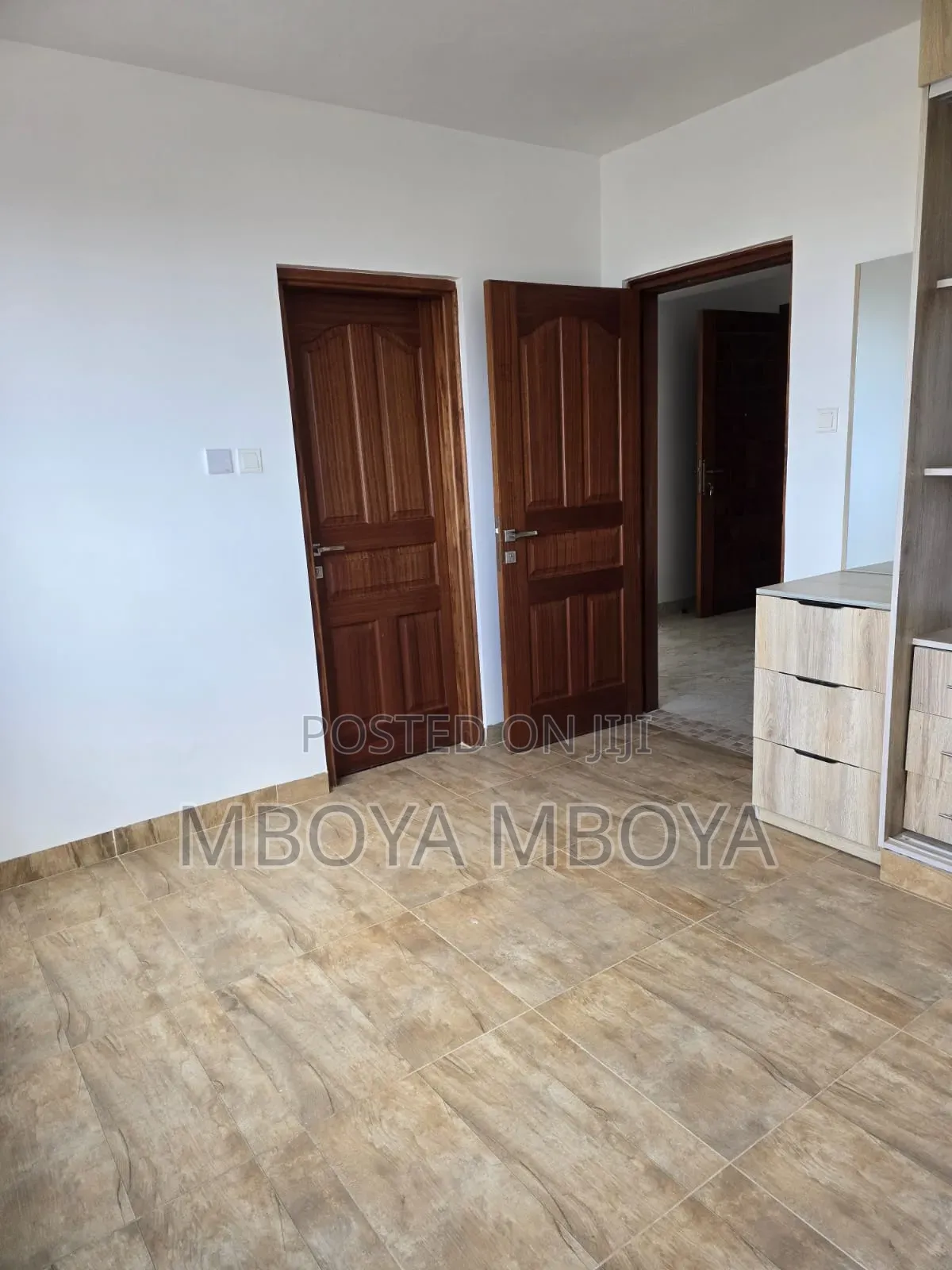 3bdrm Apartment in General Mathenge, Spring Valley for rent