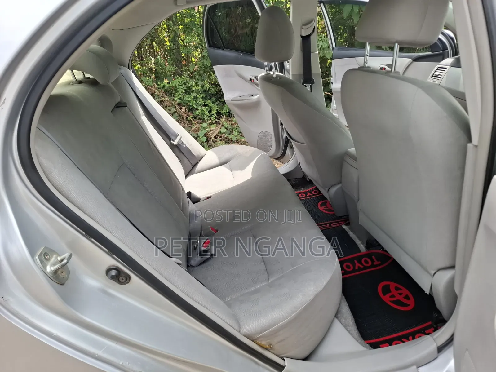 Toyota Axio 2010 Silver