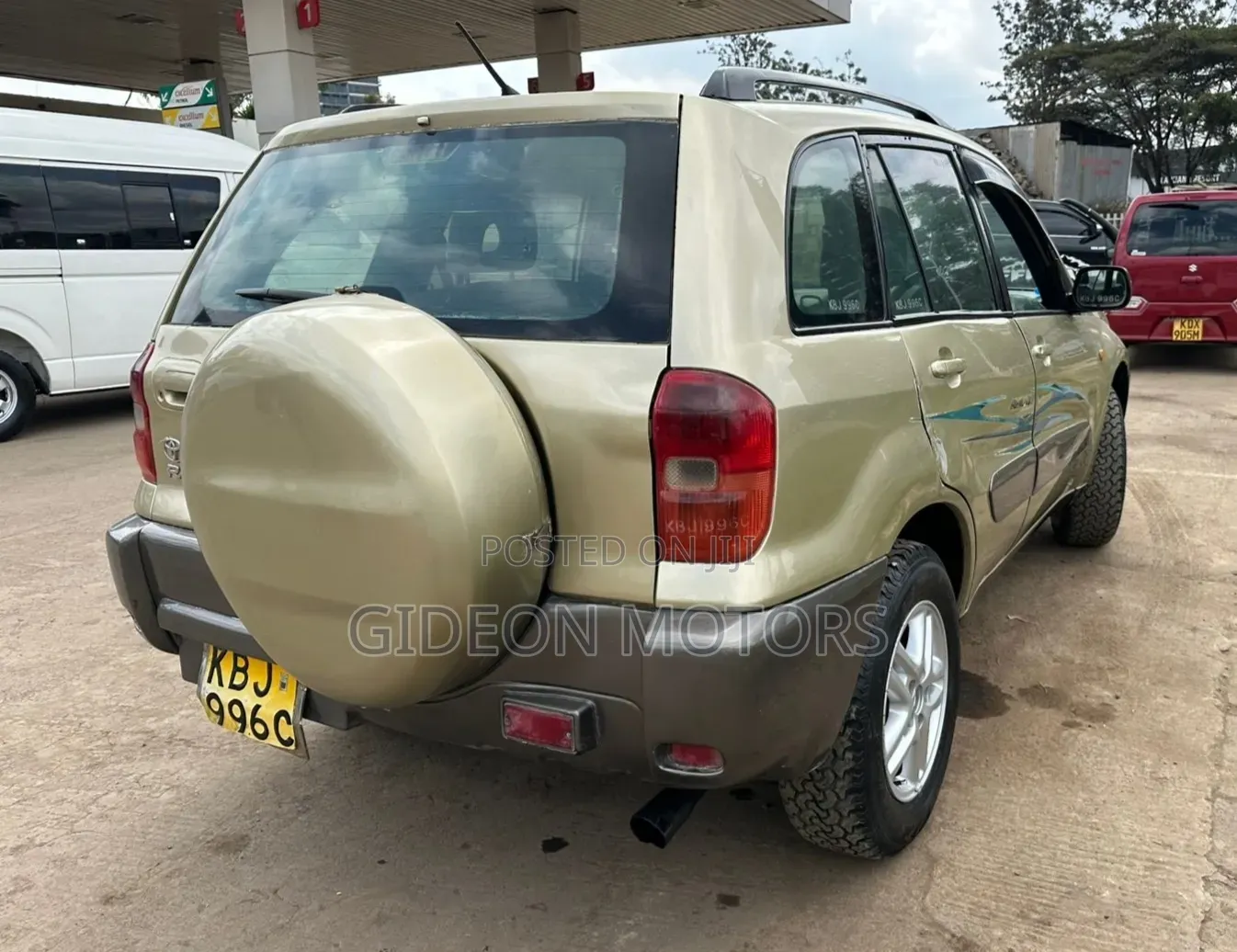 Toyota Probox 2005 Gold
