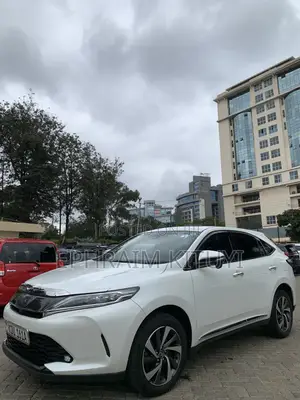 Toyota Harrier 2018 White