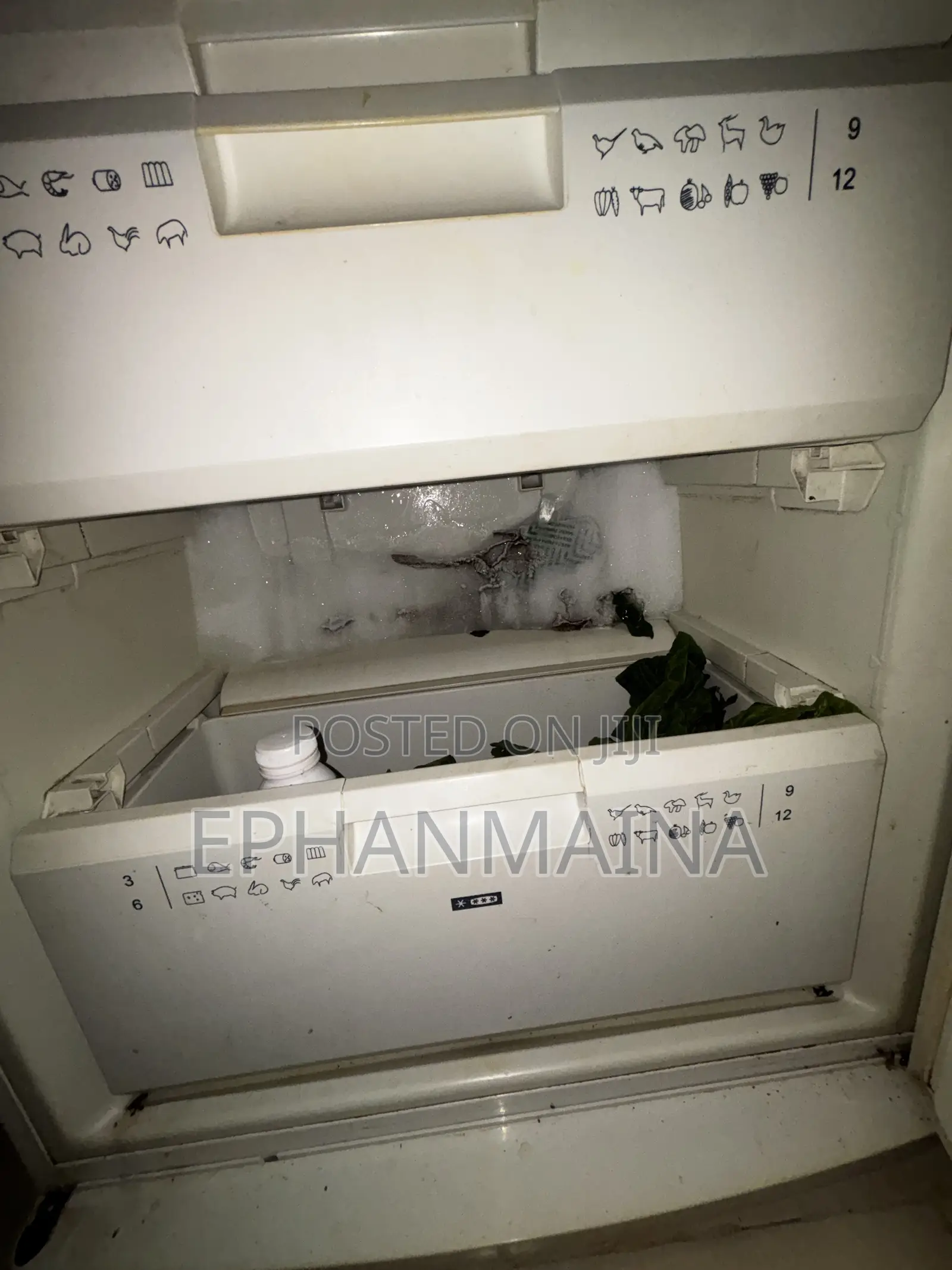 Pitsos Fridge