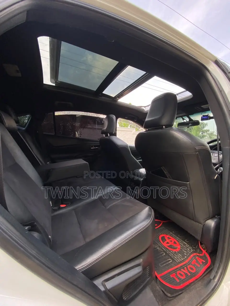 Toyota Harrier 2.0 4WD 2017 White