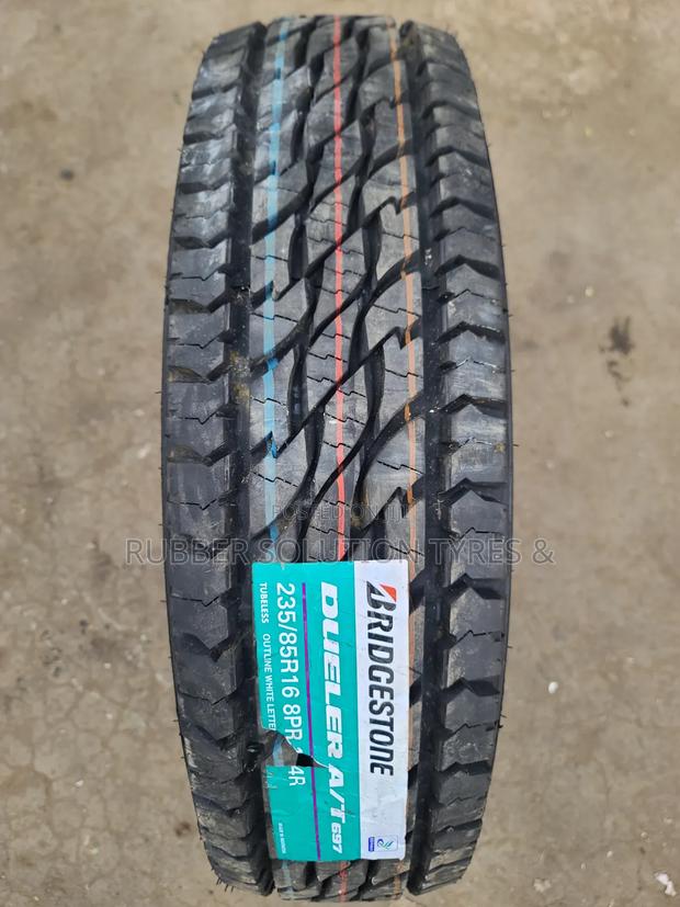 235 /85 R16 Bridgestone Tyres 8pr Dueler a/T-697 All-Terrain