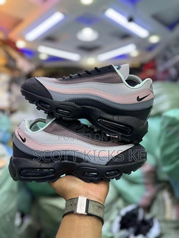Nike Airmax 95 Og”. A Ma Maniere“
Quality Leather  - thumbnail 2