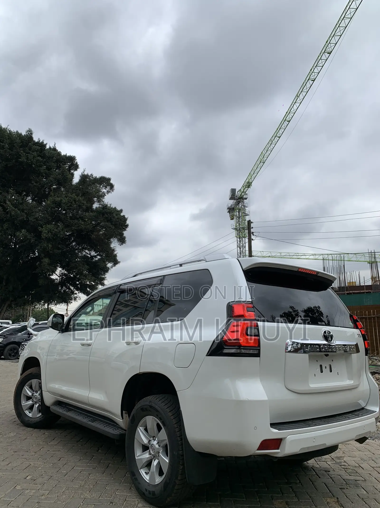 Toyota Land Cruiser Prado 2017 White