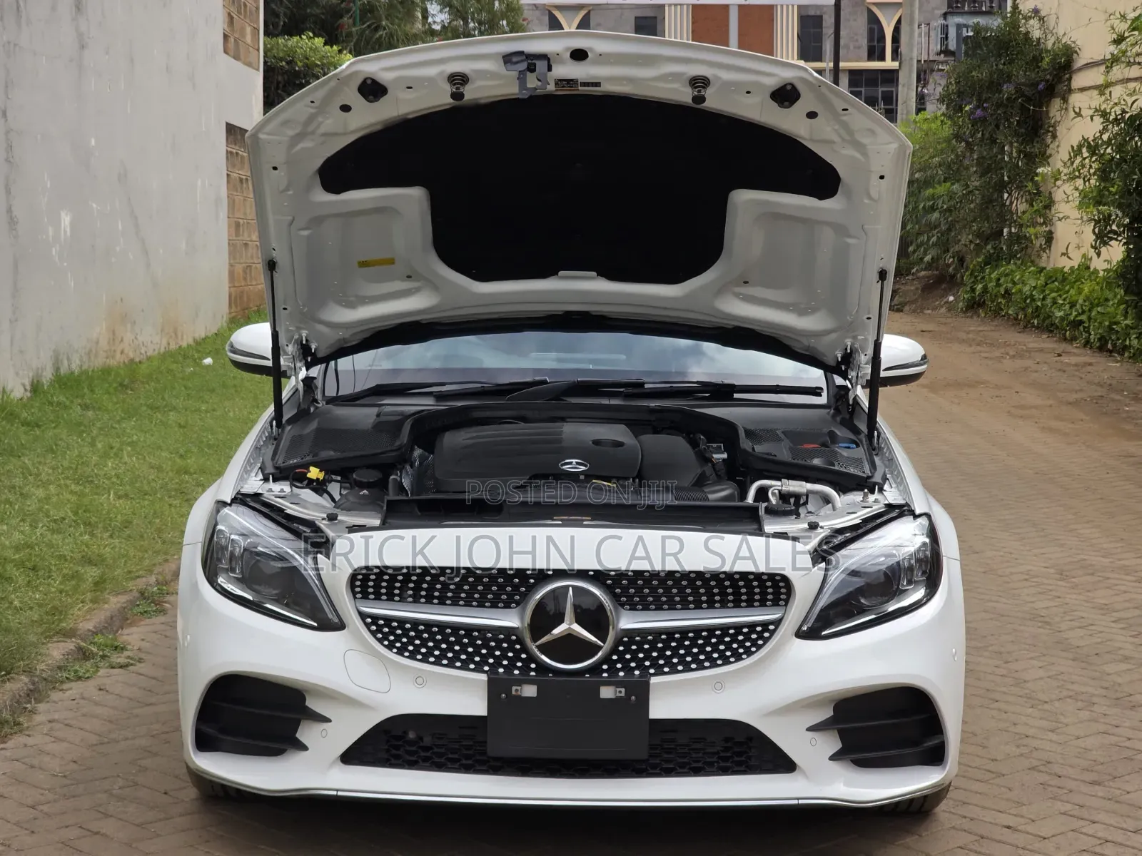 Mercedes-Benz E200 2019 White