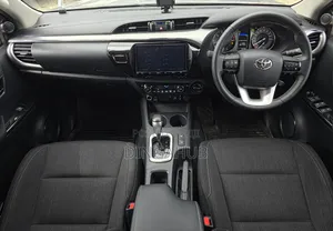 Toyota Hilux 2.4 Diesel 2020 Gray