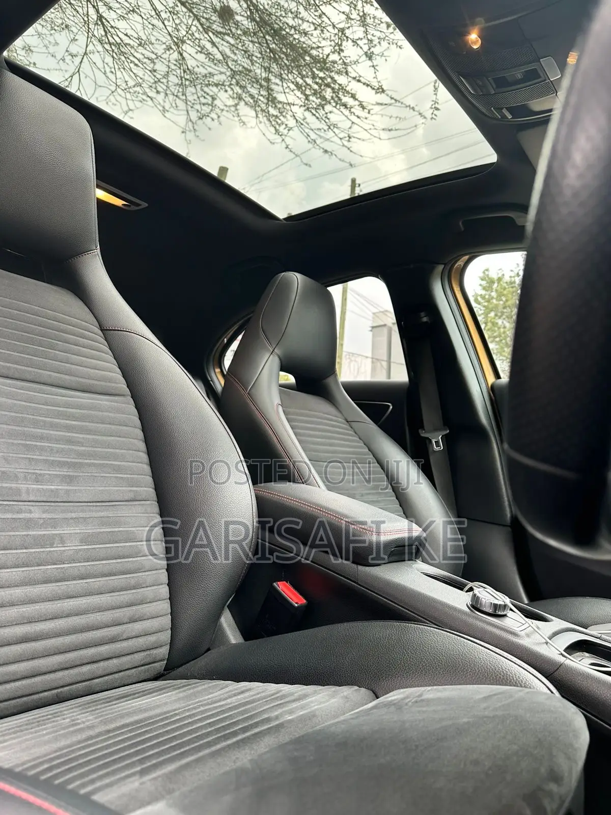 Mercedes-Benz A-Class 2017 Gold