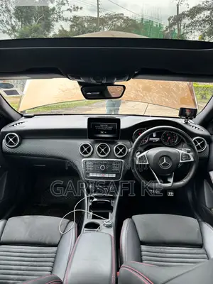 Mercedes-Benz A-Class 2017 Gold