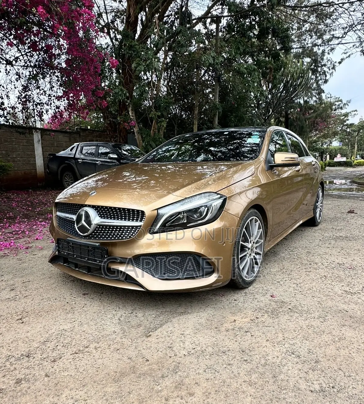Mercedes-Benz A-Class 2017 Gold
