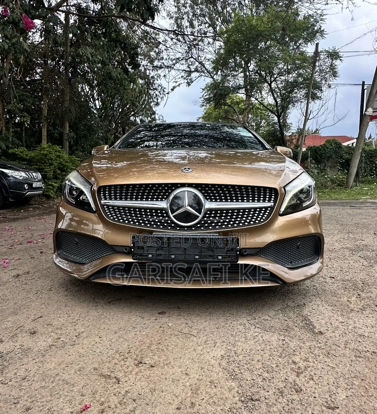 Mercedes-Benz A-Class 2017 Gold