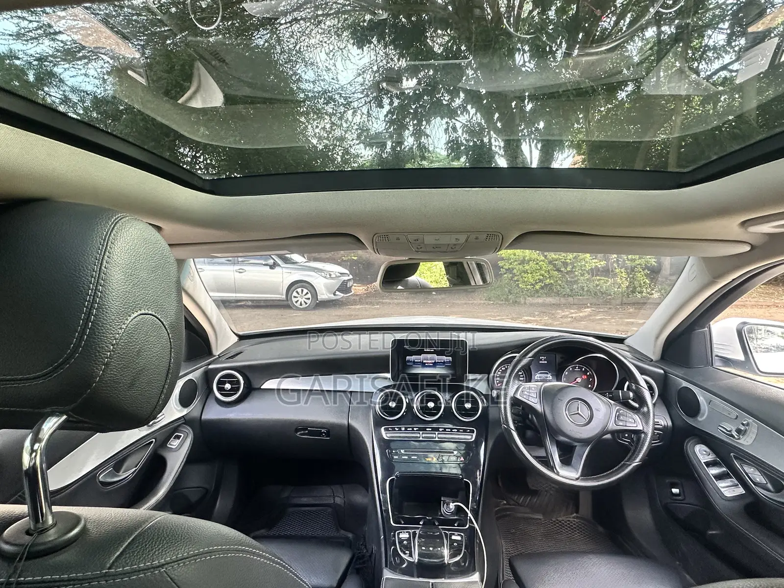 Mercedes-Benz C200 2016 White