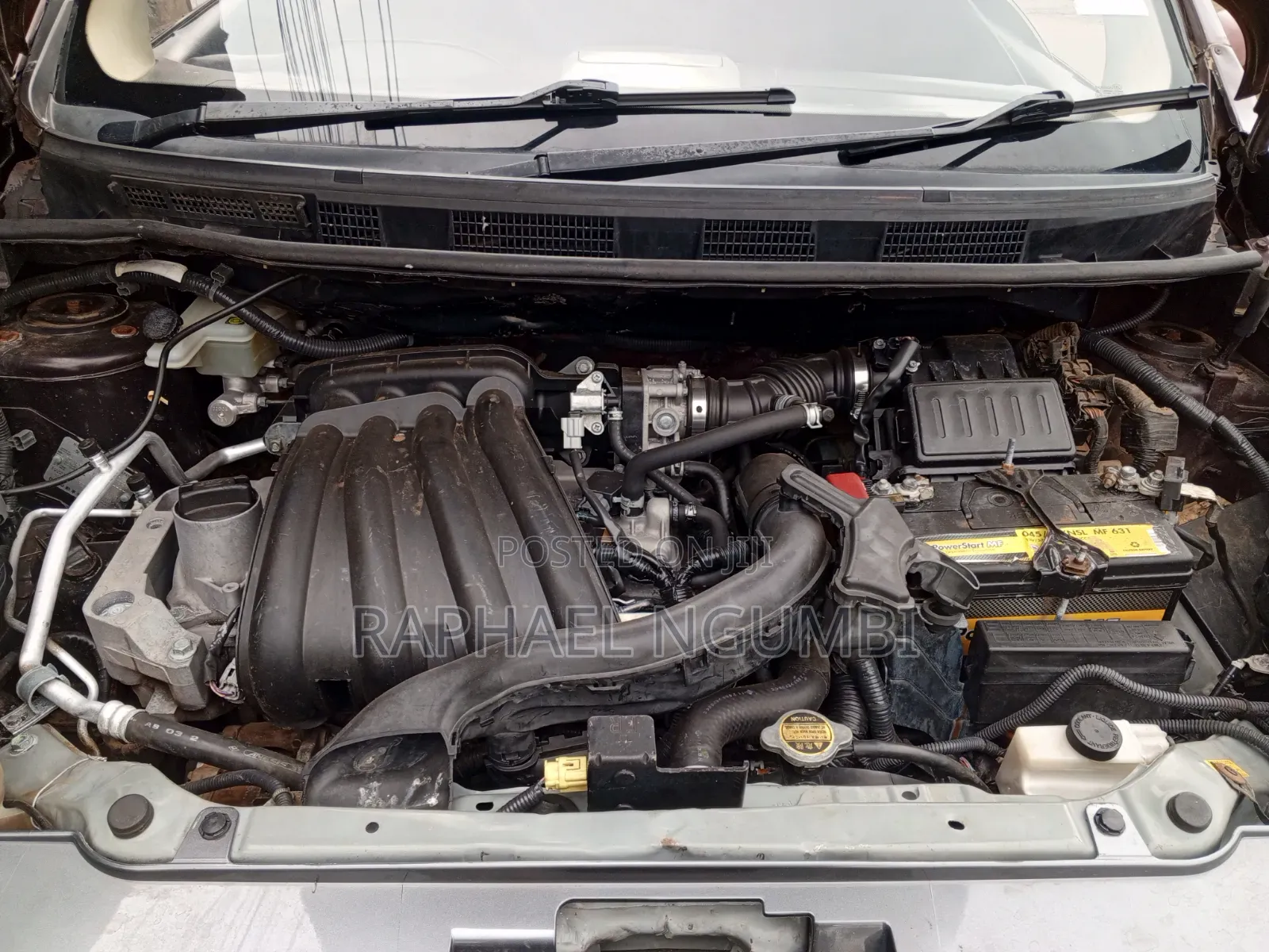 Nissan Note 2011 Burgundy