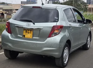 Toyota Vitz 2013 Blue