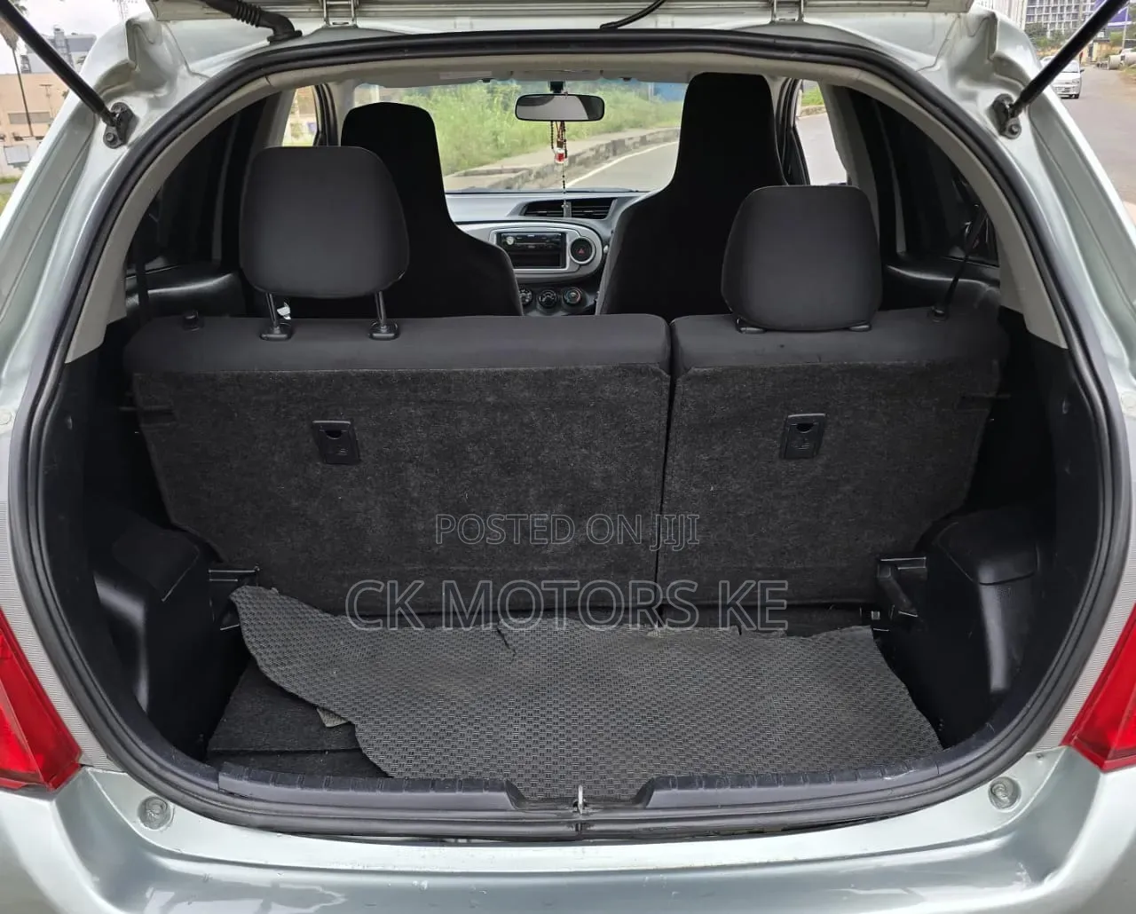 Toyota Vitz 2013 Blue