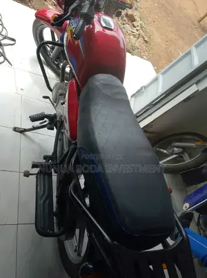 Bajaj Boxer 2024 Red