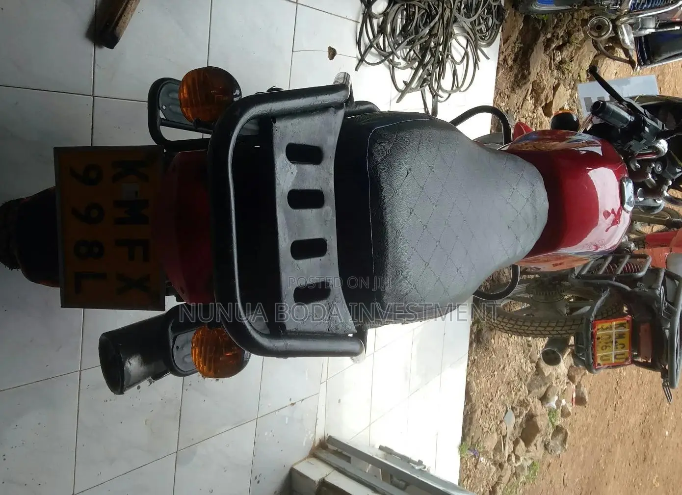 Bajaj Boxer 2024 Red