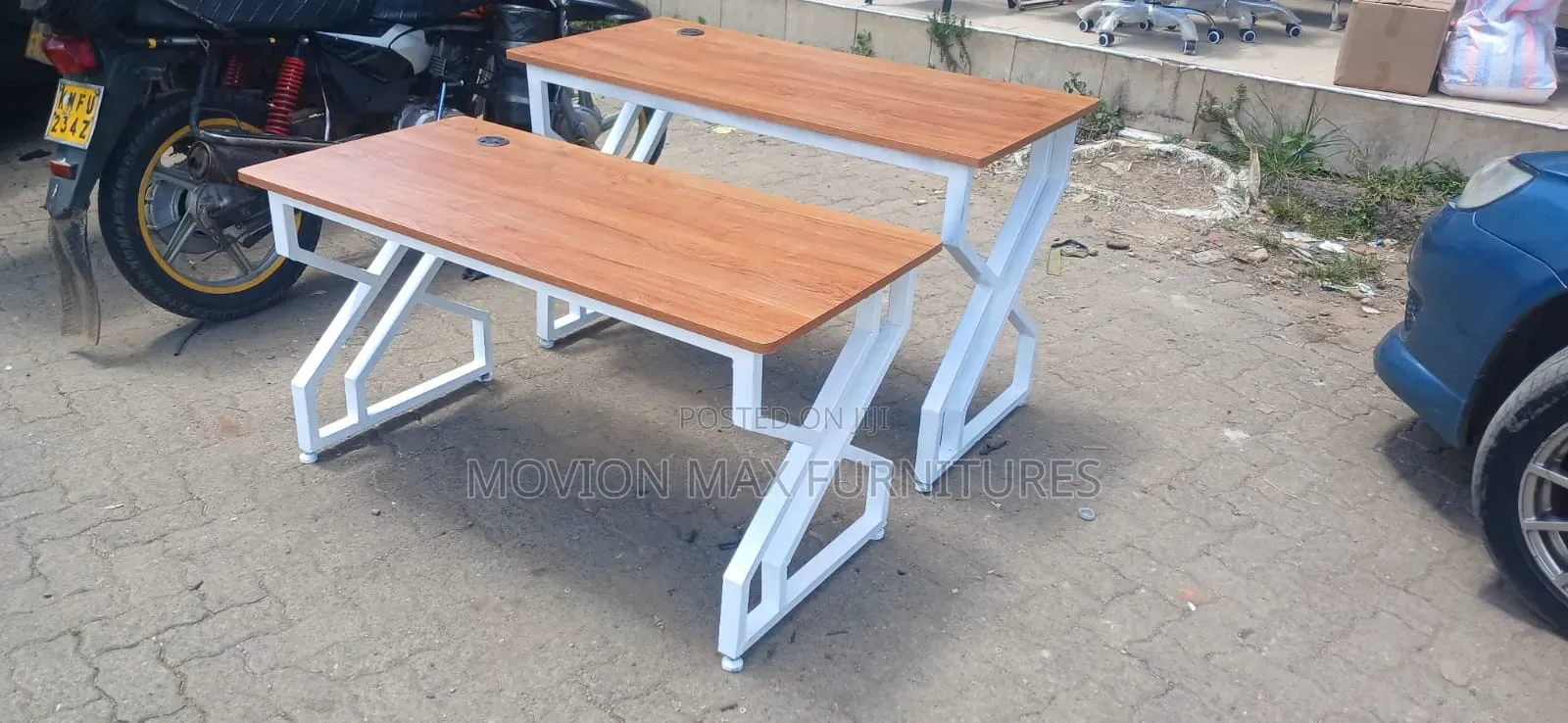 Computer Desktop Office Table