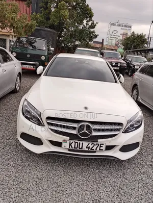 Mercedes-Benz C200 2018 White