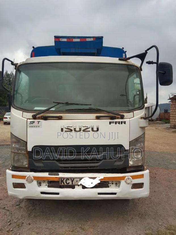 Isuzu FRR 90 Slay Queen - thumbnail 3
