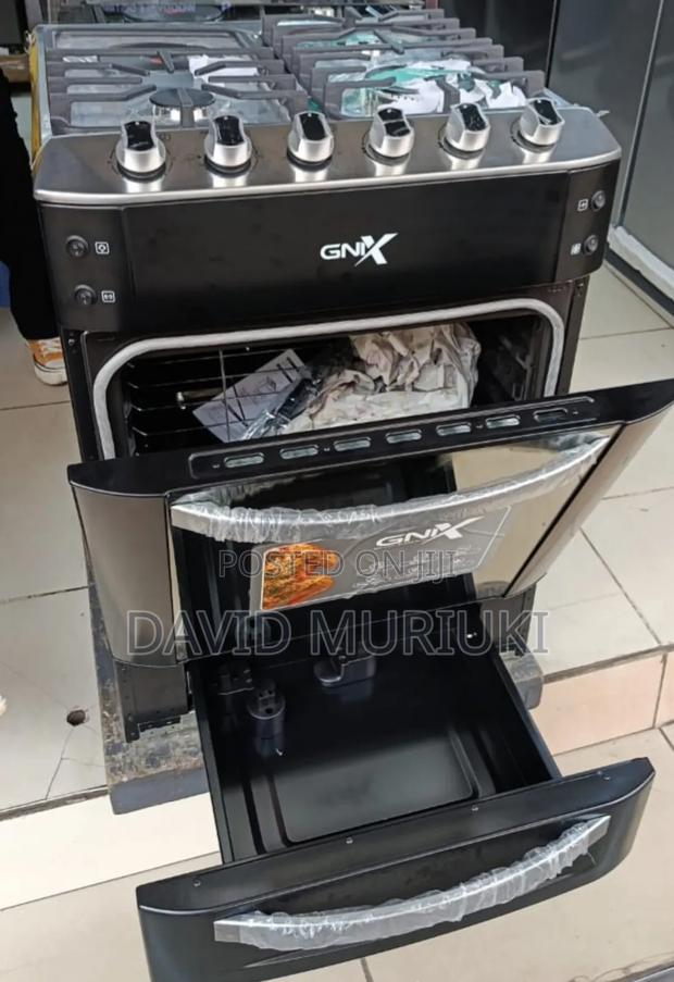 Gnix Black – 60×60 Premium Cooker.