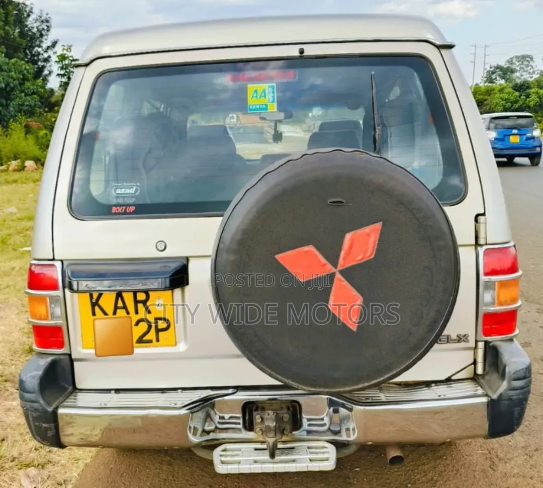 Mitsubishi Pajero 2003 Silver