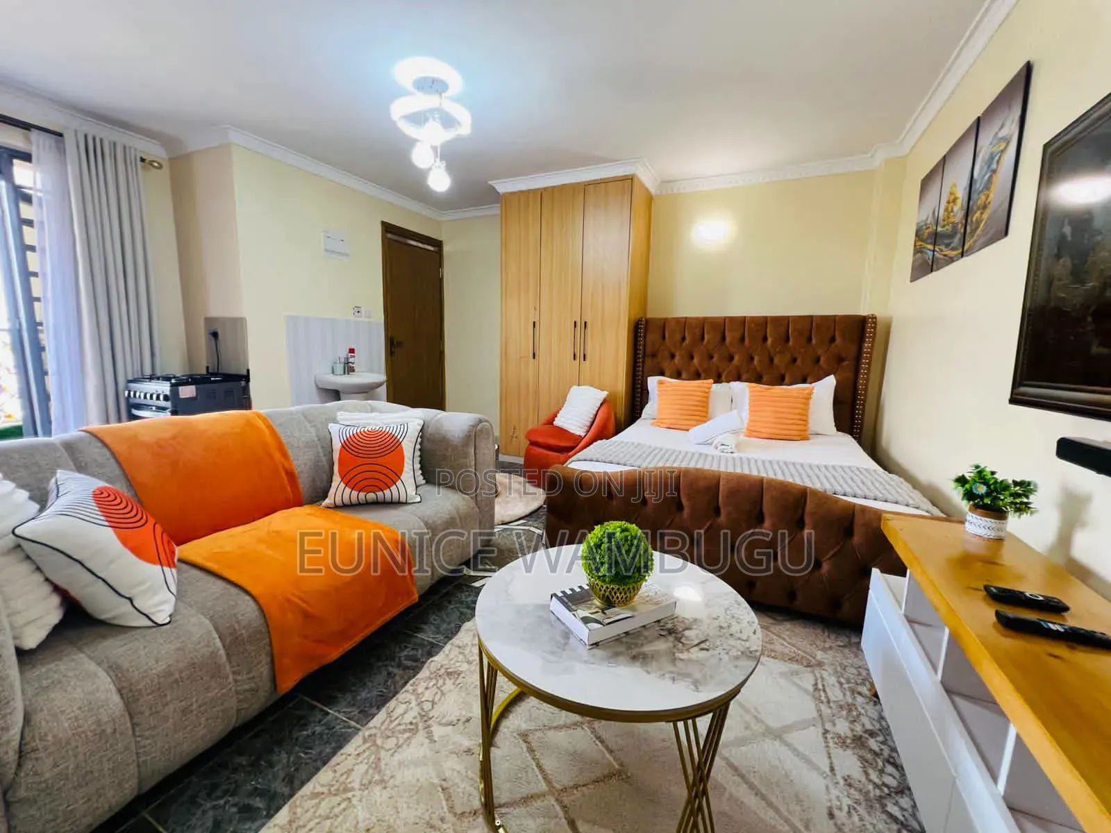 Cozy Airbnbs Studio Kamakis at Crown Z Towers